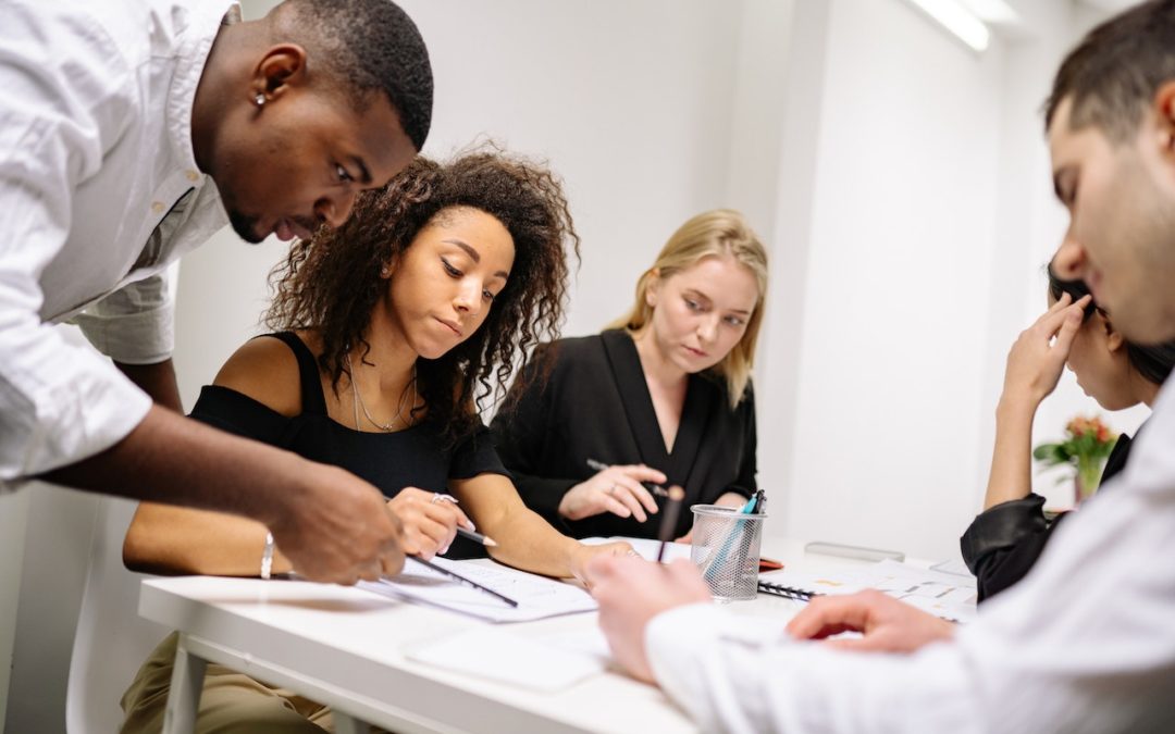 Consider These 10 Key Factors before Hiring a Business Coach